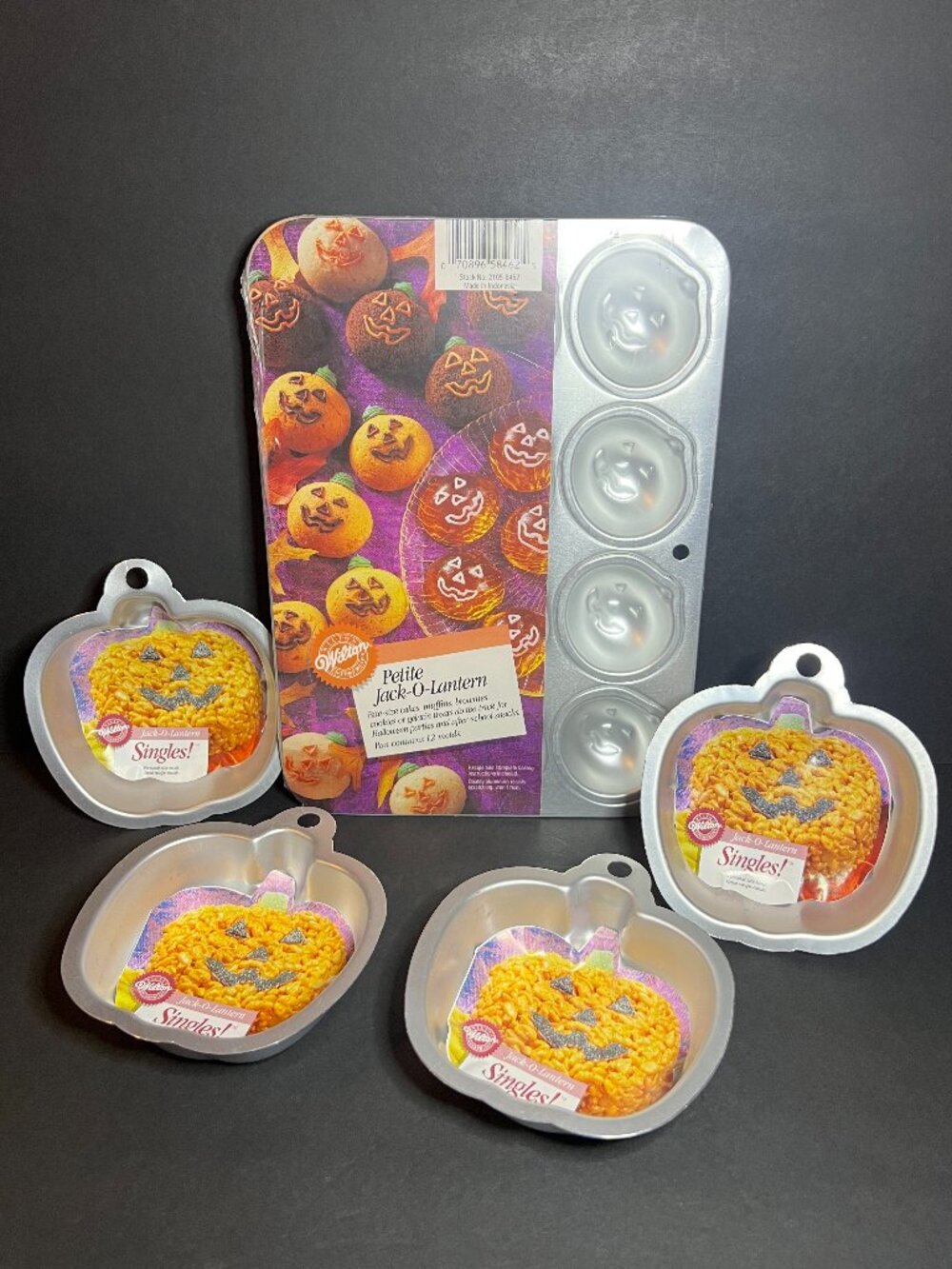 Lot of Wilton Halloween Jack-O-Lantern Singles & Petite Pumpkin Baking Pan Molds